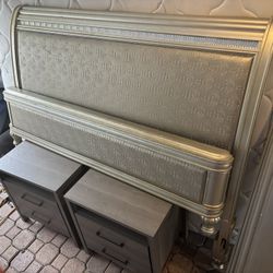 queen bed whit 2 end table