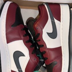 Nike Air Jordan 1 Low 