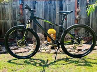 🔥NEW🔥 27” NORTHROCK MTN BIKE $400