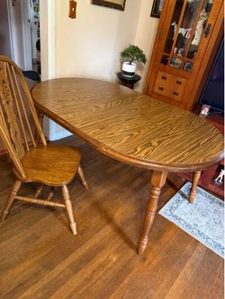 Dining room table