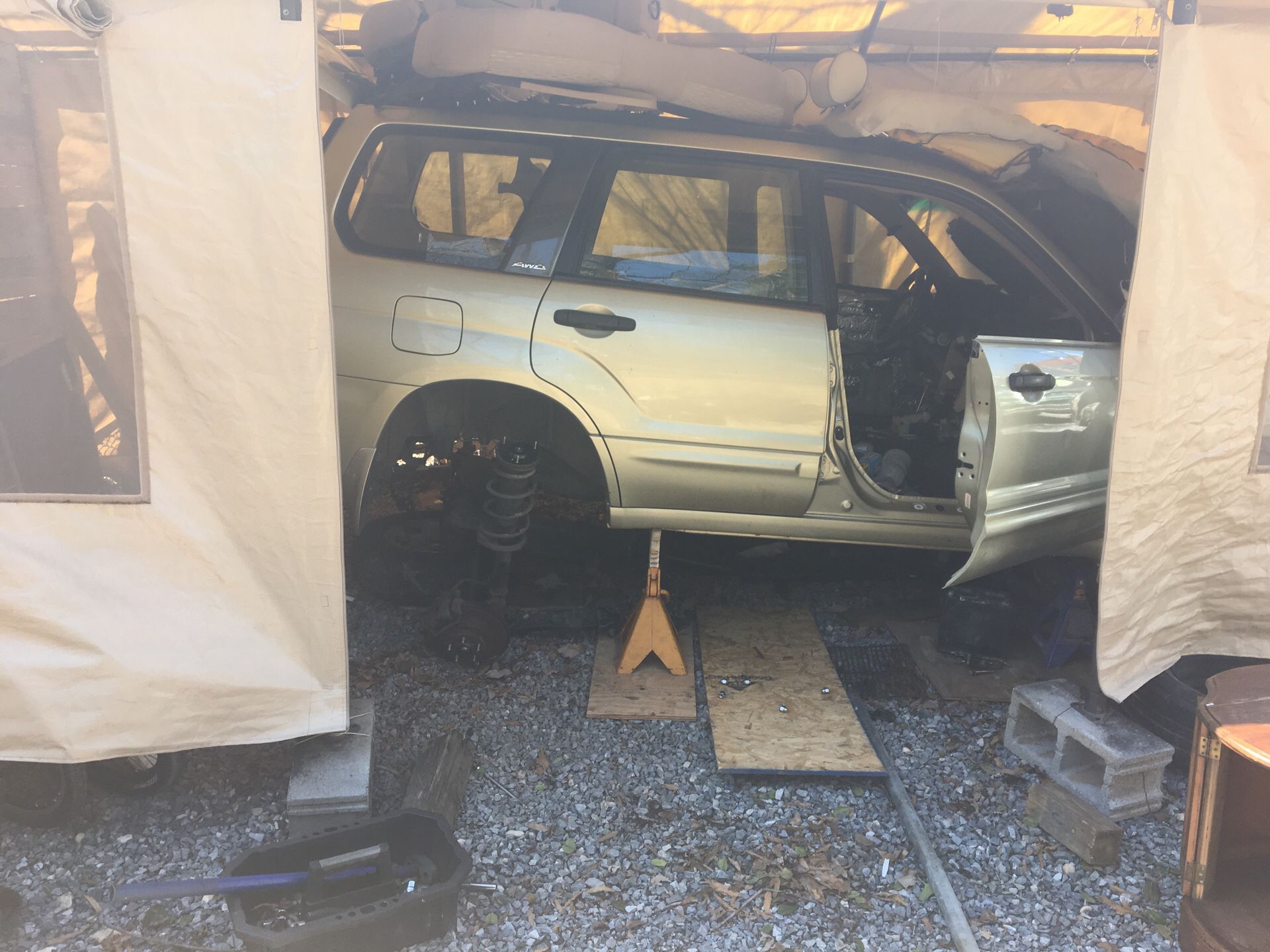 03-05 Subaru Forester for parts