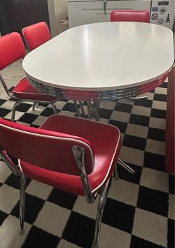 Old School Diner Table and Chairs