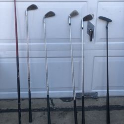 Golf clubs 