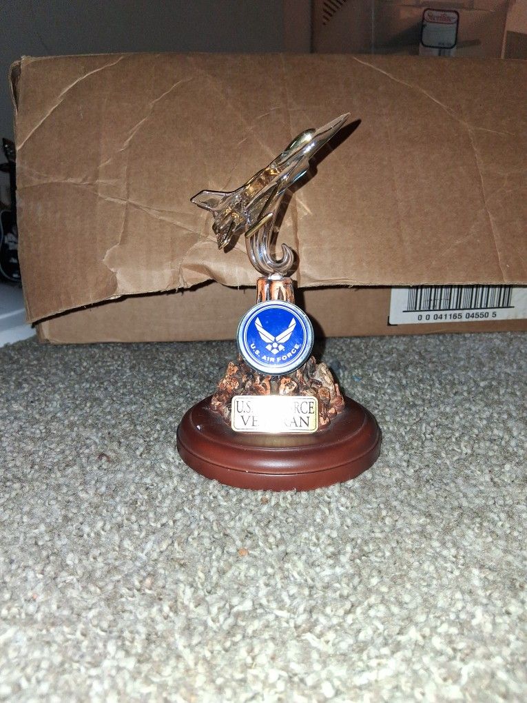 Glass Baron Air Force Veteran F-16 Jet Figurine