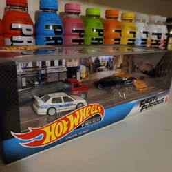 Hot Wheels Premium Fast & Furious Garage Diorama Box Set