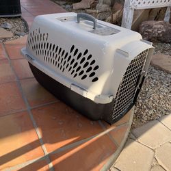 Medium Dog Crate 