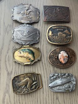 8 vintage-style belt buckles