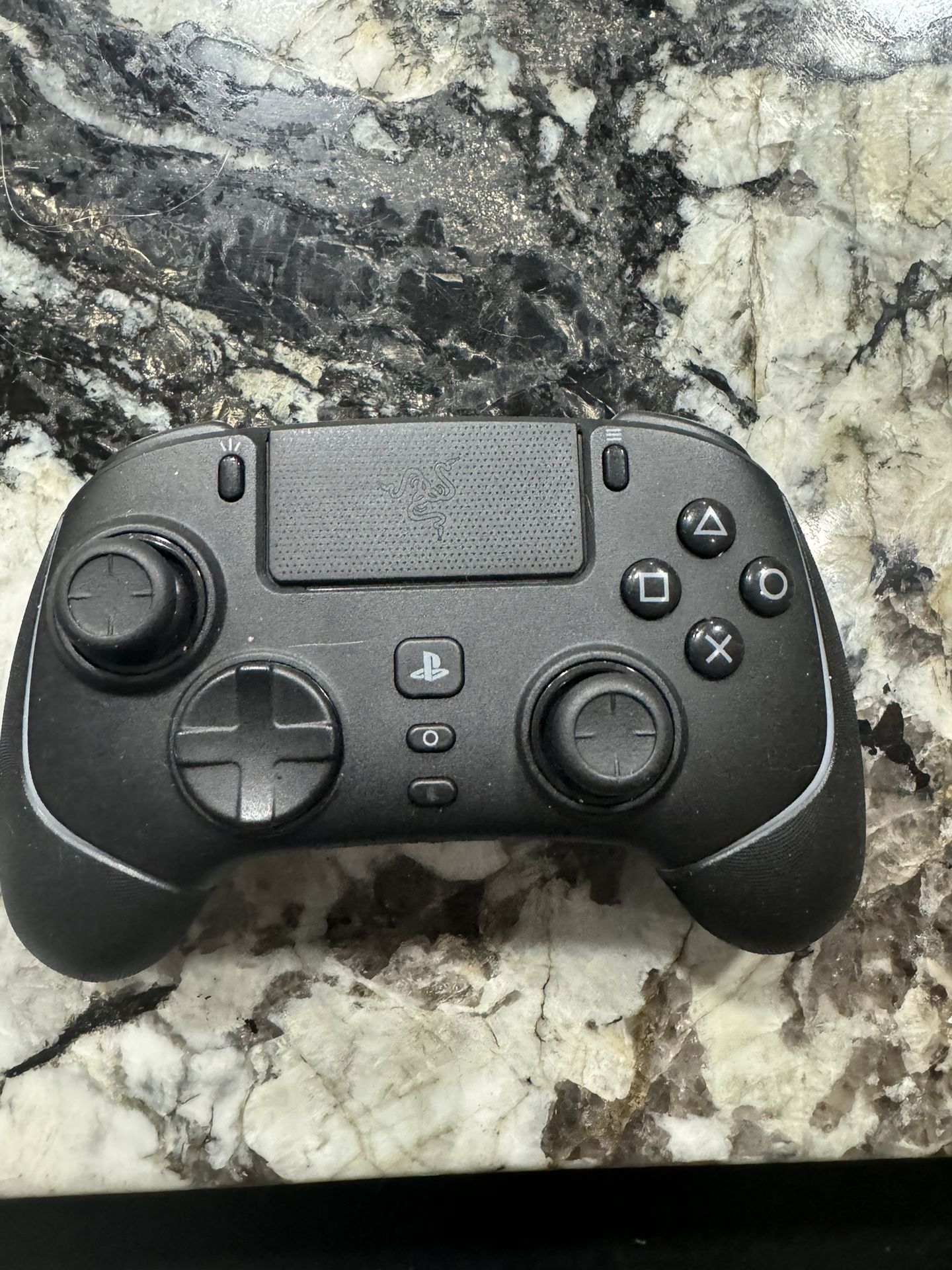 Razer Wolverine Pro V2 Controller