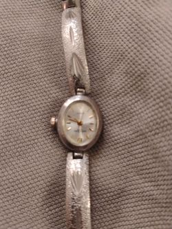 Vintage Ladies Silver Dress Watch