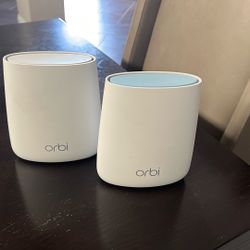 WiFi Router + Satellite (NETGEAR Orbi RBR20/RBS20