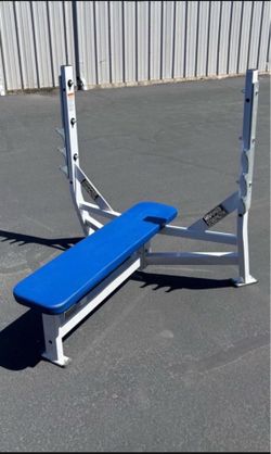 Hammer Flat Weight Bench