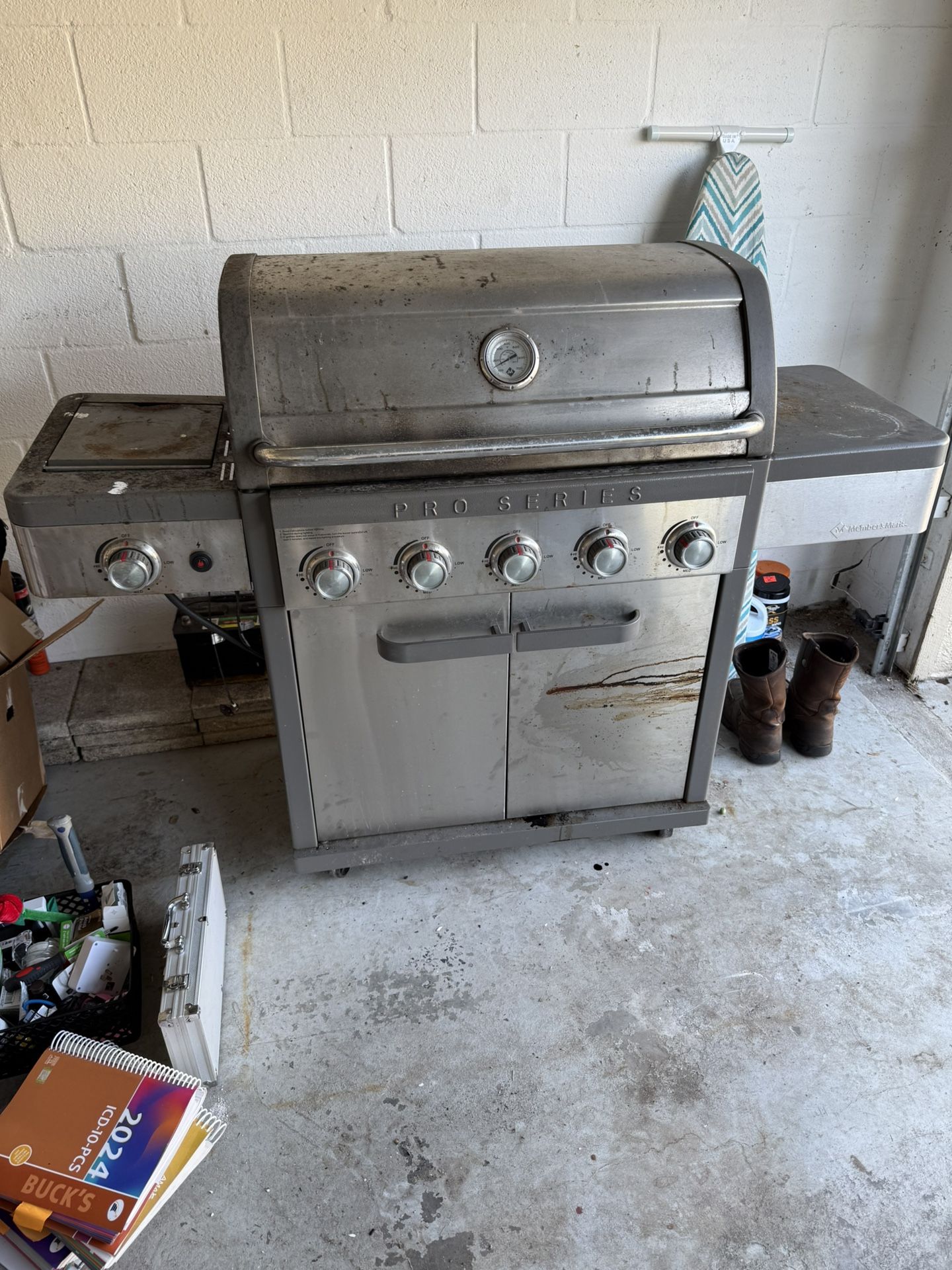 Members Mark 5 Burner Grill
