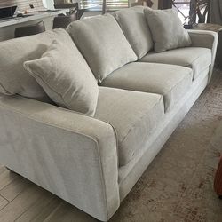 La-Z Boy Meyer Sofa