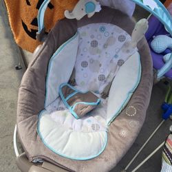 Baby Bounce With Soothing Music 