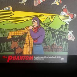 THE PHANTOM - HARDCOVER BOOK IN NEW CONDITION!! WITH PROTECTOR SLEEVE 8 1/2 x 12 INCH 