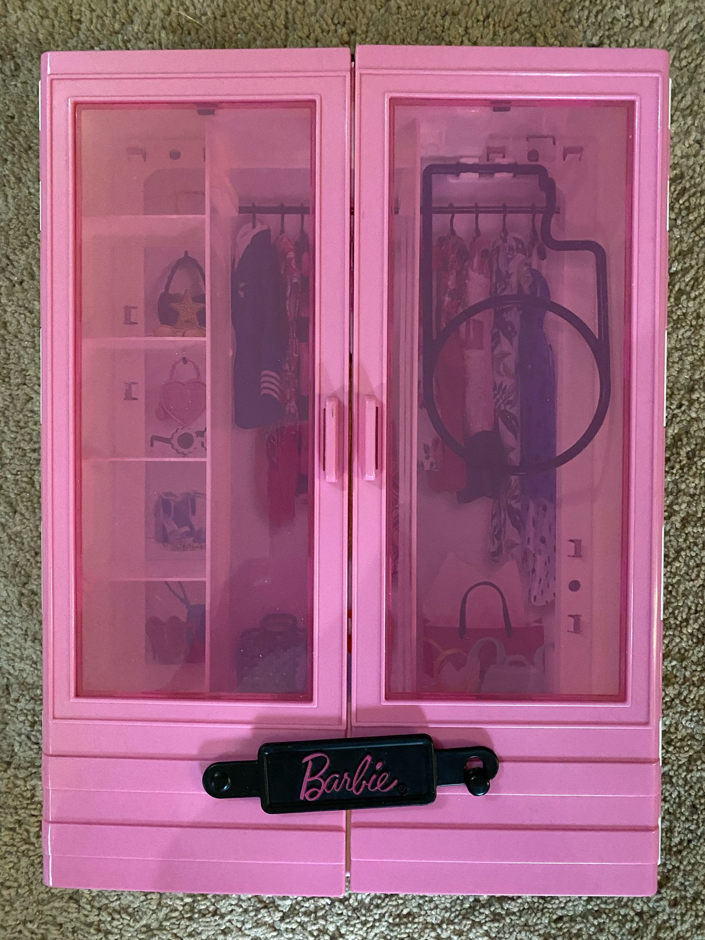 BARBIE CLOSET WARDROBE