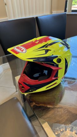 BELL - MOTO 9 FLEX - CARBON FIBER