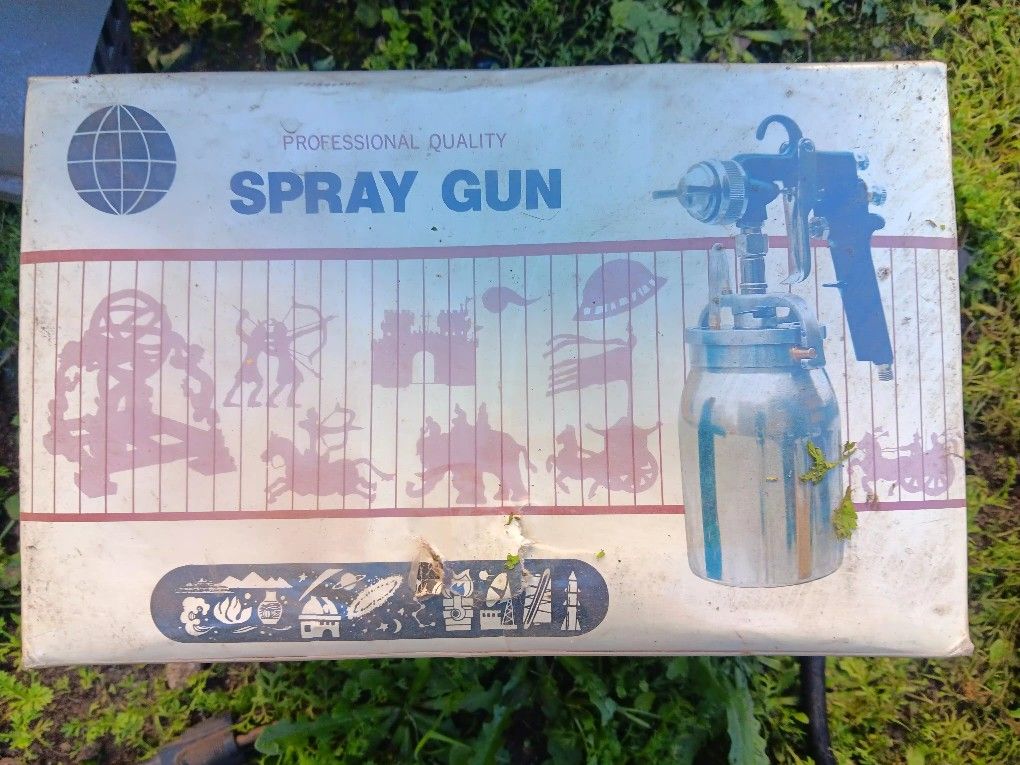 Spray GUN. NIB