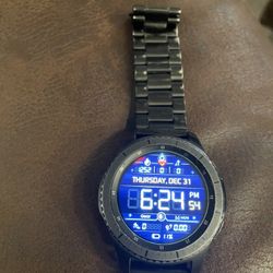 Samsung Gear3 Has Crack On Inside Of Watch