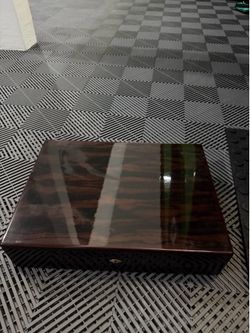 Wooden Poker chips box/case
