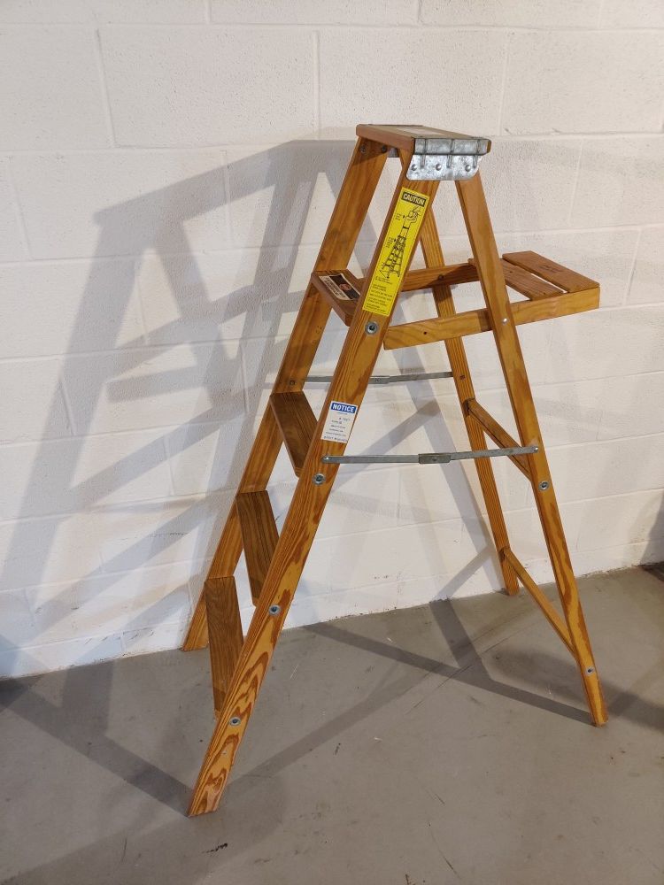 ARCHBOLD Wooden Ladder