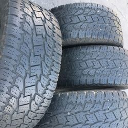 Tires 35x12.50 20 Toyo