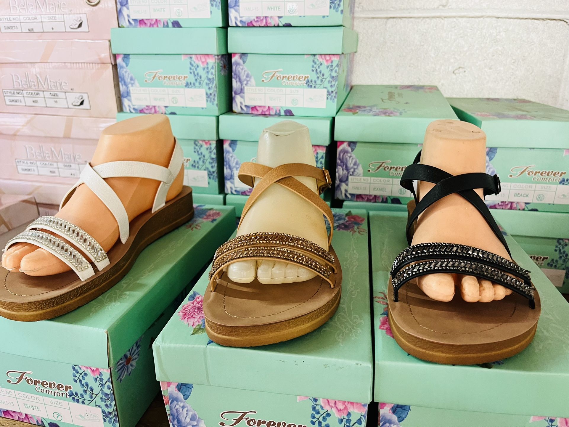 Beautiful Woman shoes 3 Pairs For $20