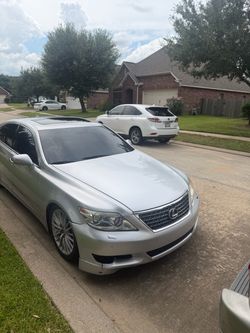 2010 Lexus LS 460