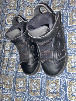 toddler Jordan’s size 8c like new