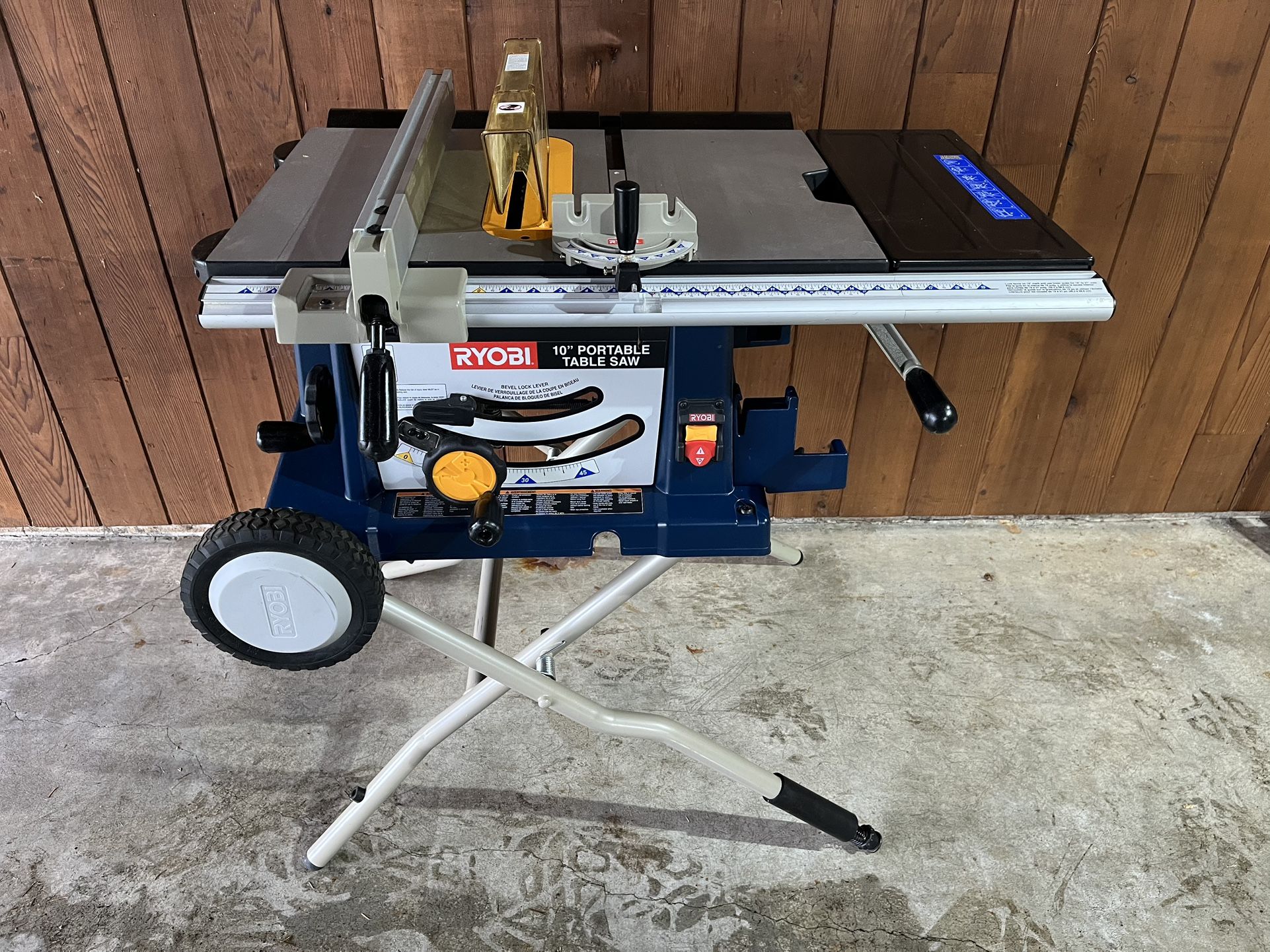 Ryobi 10" Table Saw with Wheeled Stand
