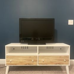 Model Display Tv Stand 