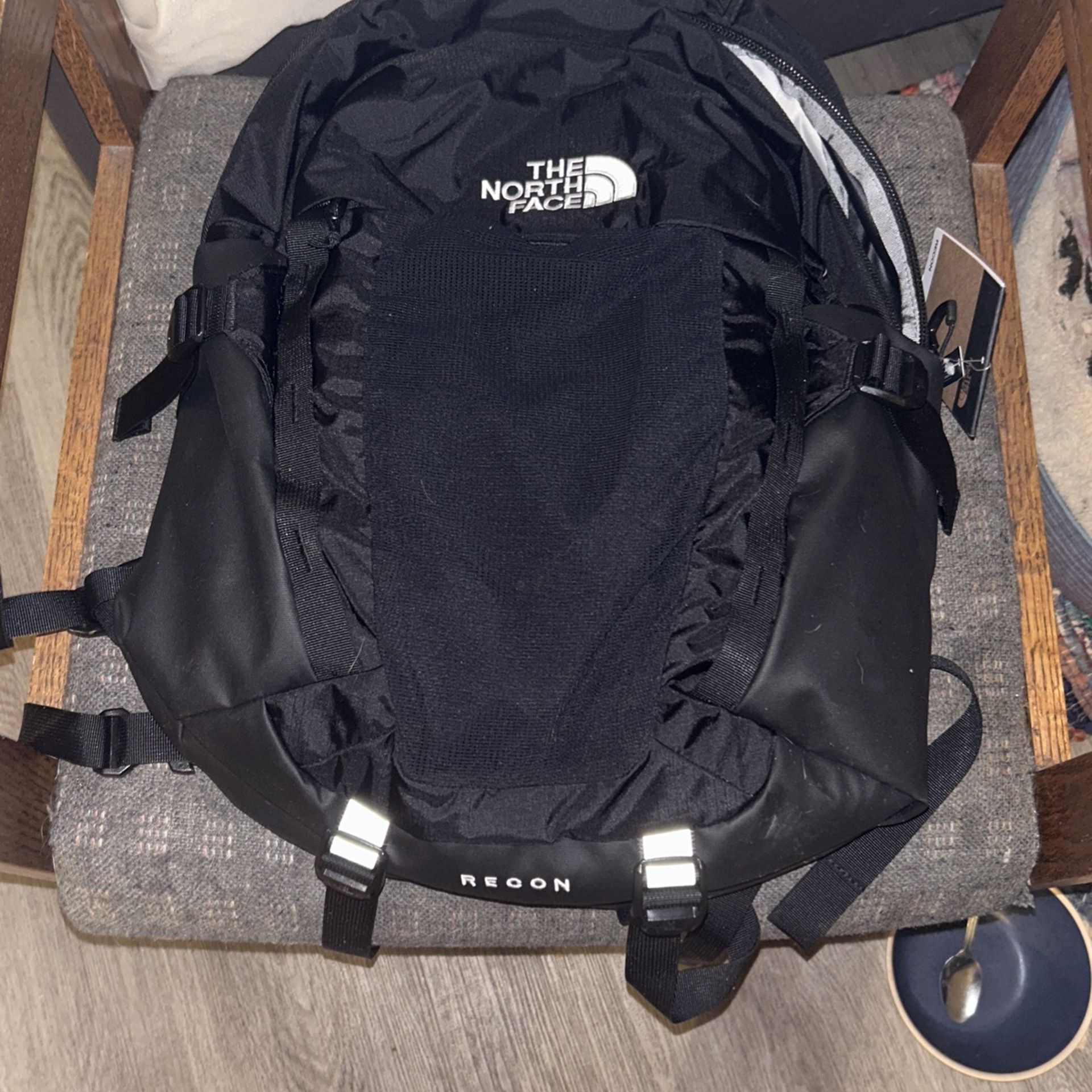 The North Face Recon