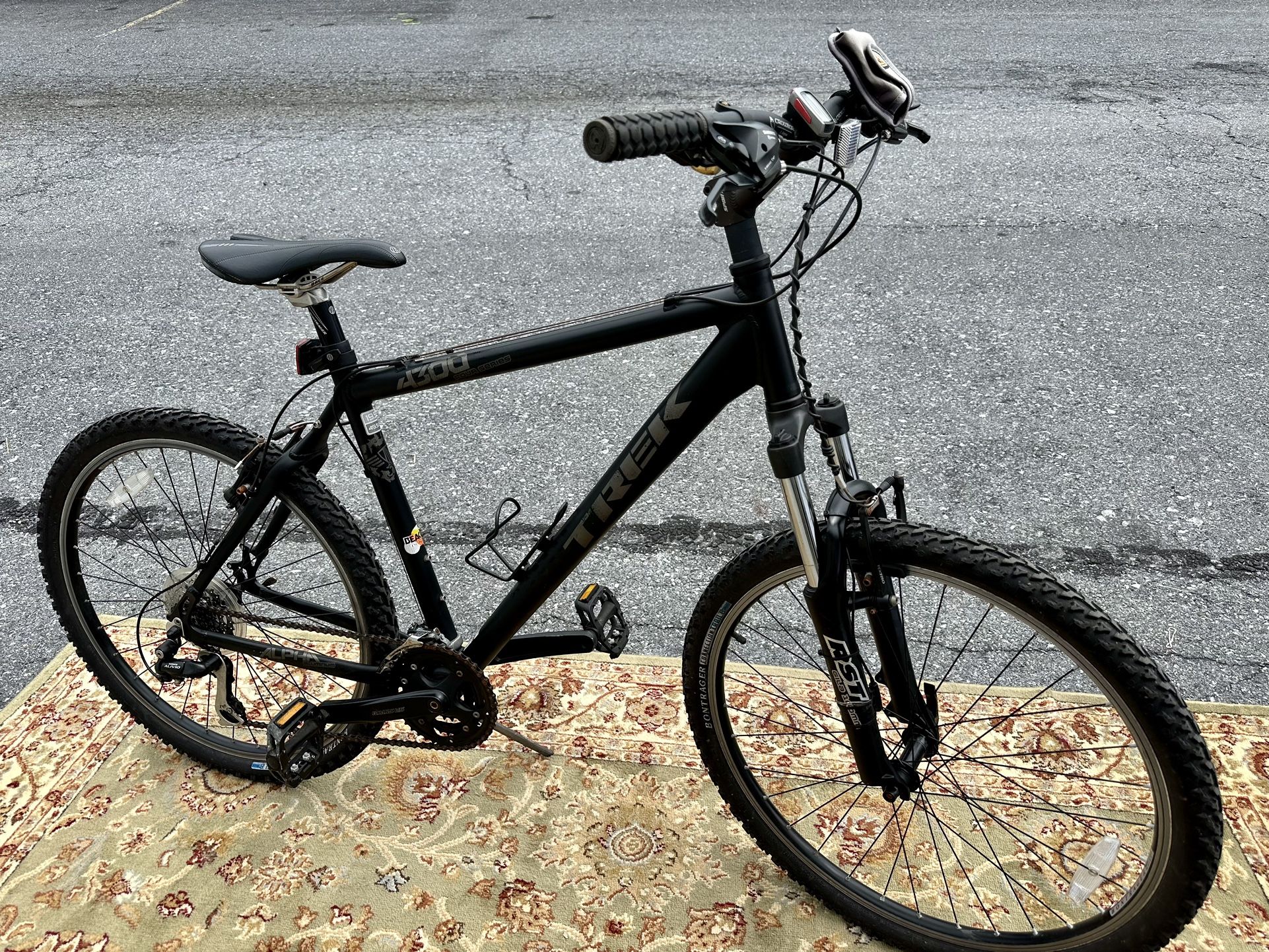 TREK 4300 Four Series Mountian Bike 19.5” - 49.5cm