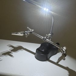 MAGNIFYING GLASS