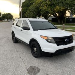 2014.ford Explorer 3 row Seats