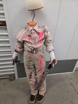 Child Manequin last used as a Halloween prop in a camping haunt scène