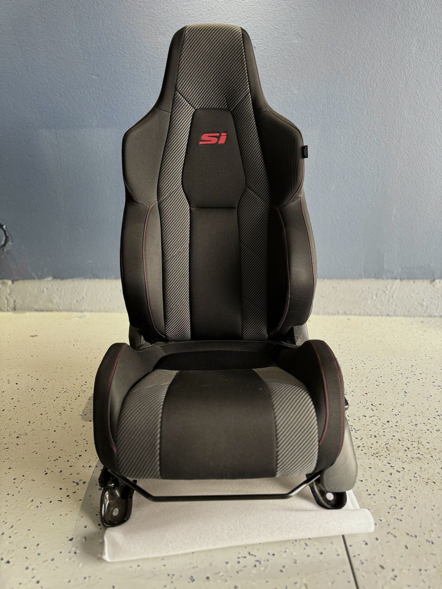10th Gen Civic Si Seat Left/Driver Side