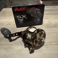 Camo Avet SX MC Two Speed  Fishing Reel. No Glide Plate 