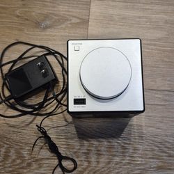 Sony ICF-C1PJ Projection Alarm Clock Radio – FM – Time Projection