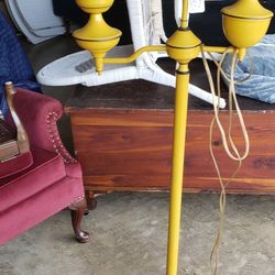 VINTAGE POLE LAMP