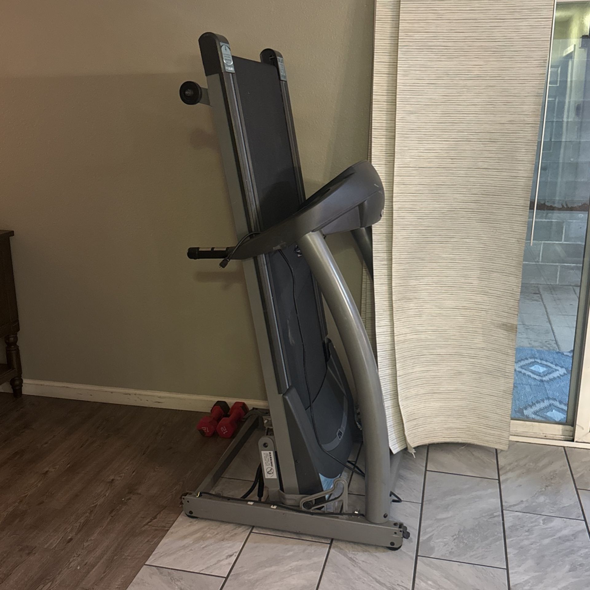 Incline Treadmill