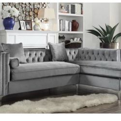 Grey Silvan Loveseat