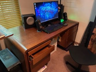 Free wood desk