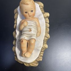 Hummel Goebel Christ Child #18 Nativity Figurine 5.75”