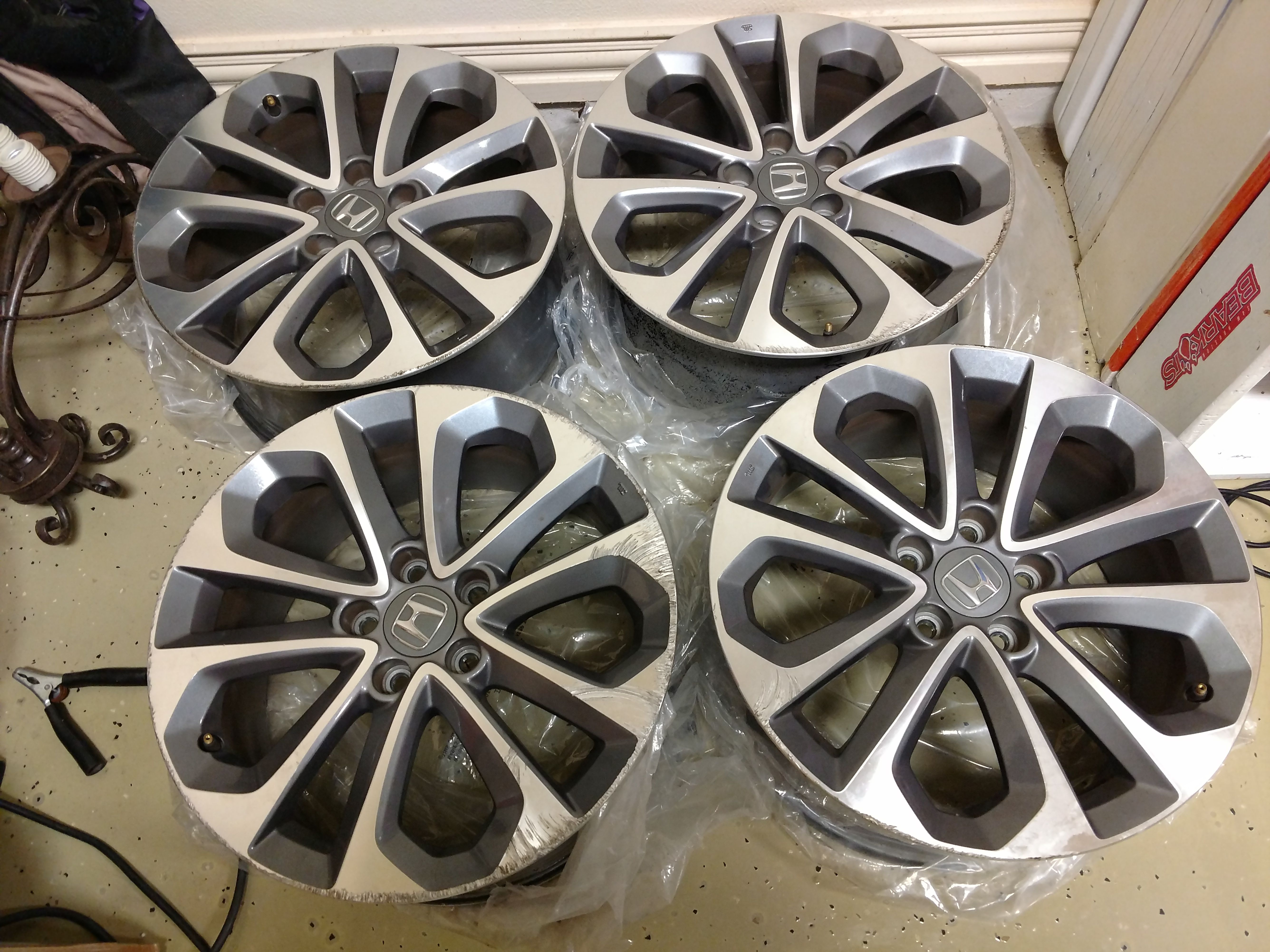 2014 Honda Accord sport rims . Factory rims