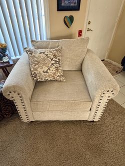 Living room chair like new