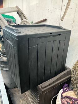 Outdoor Plastic Deck Storage Box