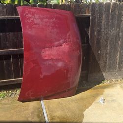 2000 -2006 Chevy Hood. 