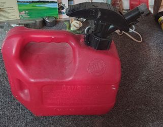 Blitz Red Plastic Gas Can