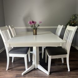 Beautiful White Dining Kitchen table